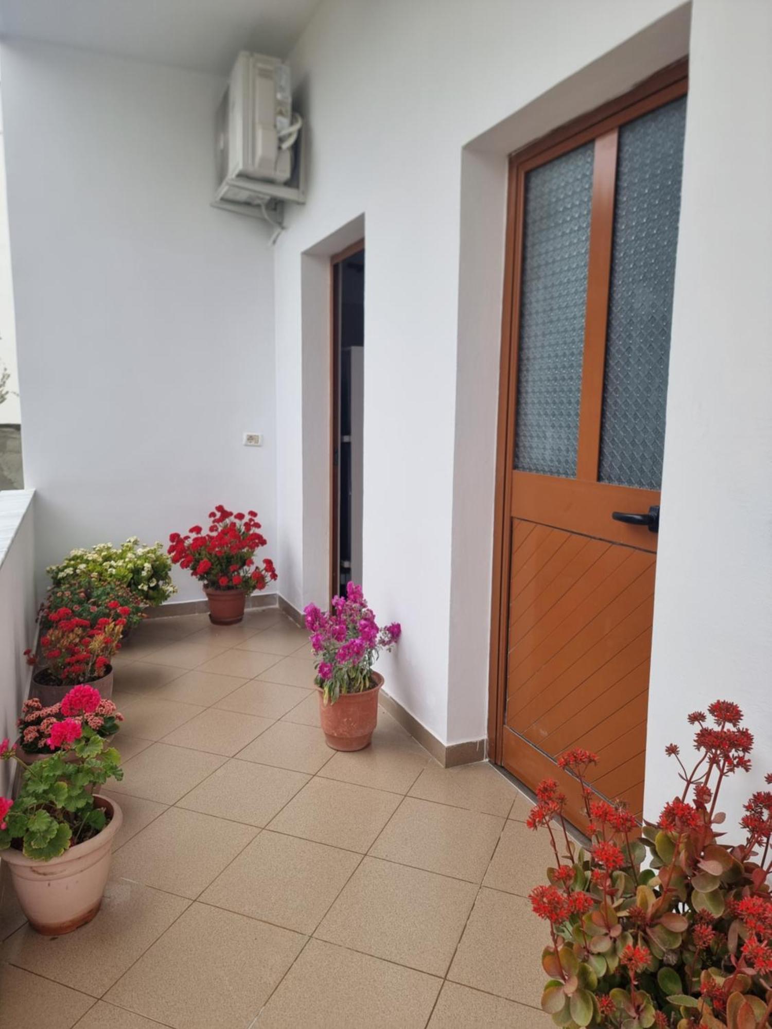 Rooms For Rent Durres Exterior photo
